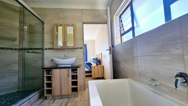 3 Bedroom Property for Sale in Reebok Western Cape